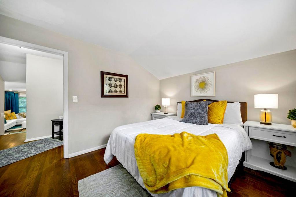 Goodkarma Rentals Refreshed Smyrna Home Near Battery Atl Half Mile To Interstate Atlanta Zewnętrze zdjęcie