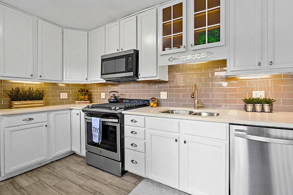 Goodkarma Rentals Refreshed Smyrna Home Near Battery Atl Half Mile To Interstate Atlanta Zewnętrze zdjęcie